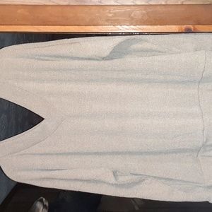 White Birch 3x Gray V-Neck Sweater Elegant